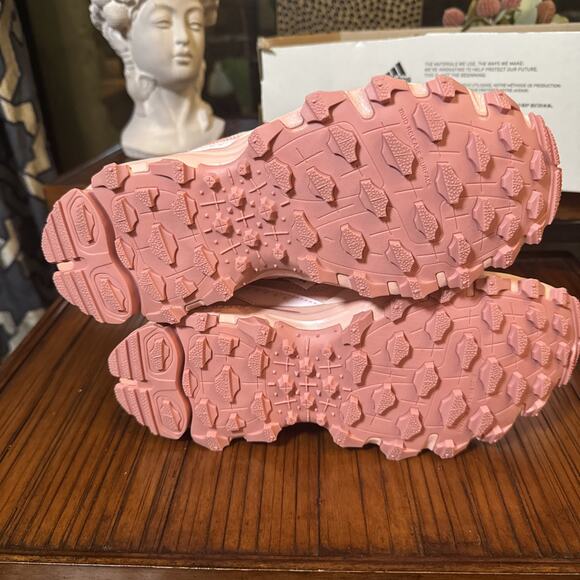 New Adidas Hyperturf Adventure Size 5 Men 6 Women Shoes Pink Butterfly Sneaker main image 4